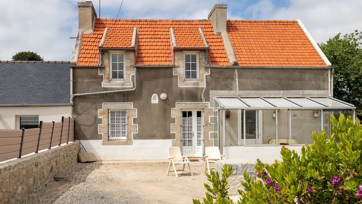 Plouescat House | Vacation home Ty Ruz by Interhome