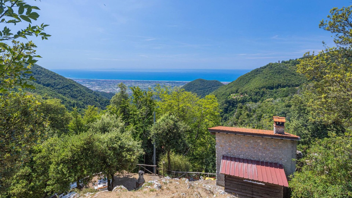 Stazzema House | Vacation home Vincio by Interhome
