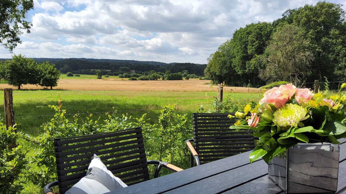 Essenerberg House | Vacation home "Waldblick" - Linger in the countryside with peace & views!