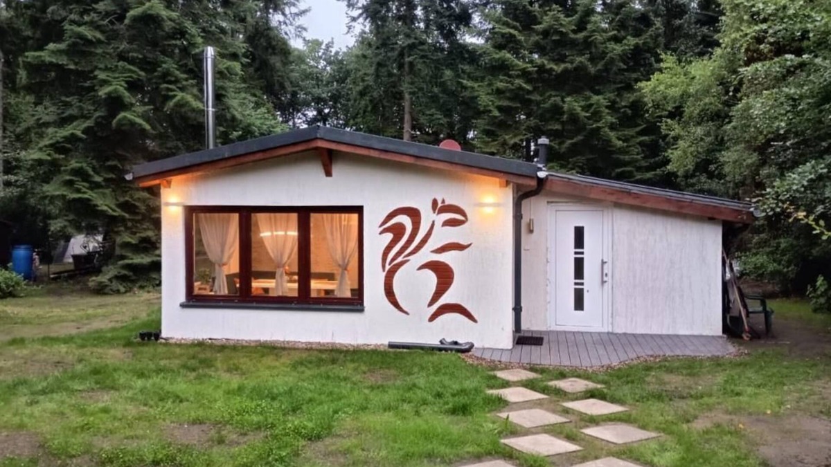 Ortsteil Niederochtenhausen House | Vacation home Waldlicht 3