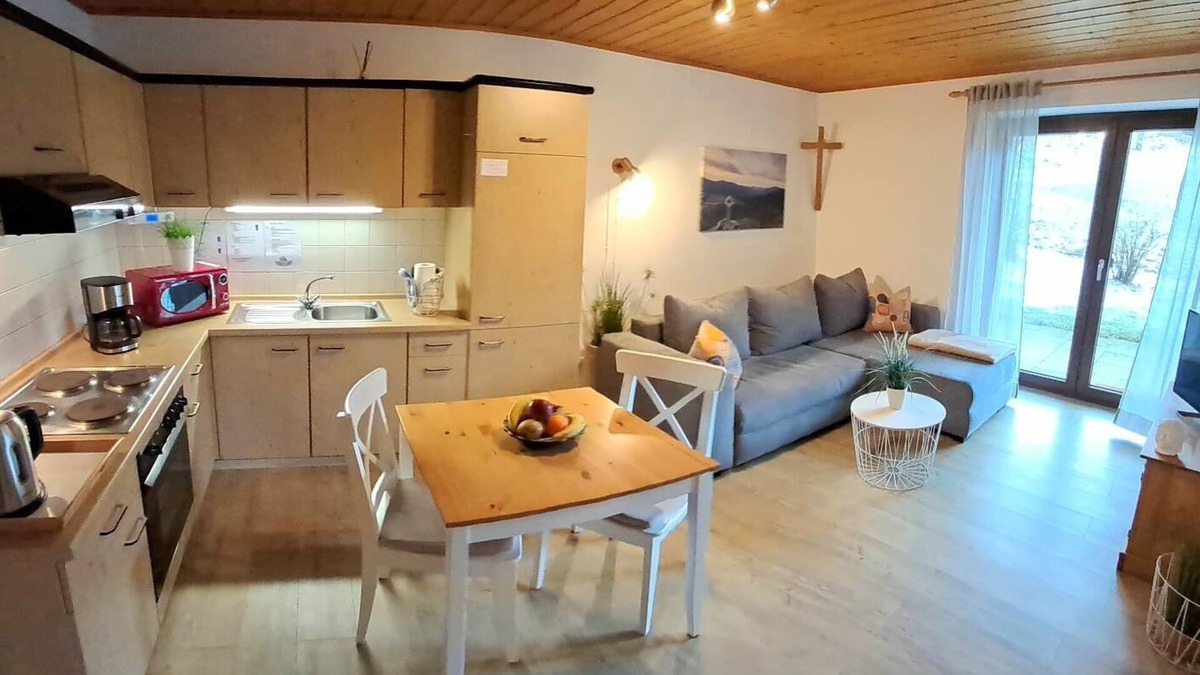 Lohberg Apartment | Vacation home with covered south-facing terrace