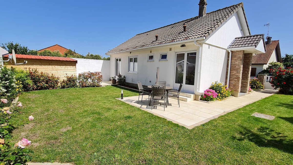 Bleriot-Plage House | Vacation home with garden 100 metres from the beach - 1 to 5 people
