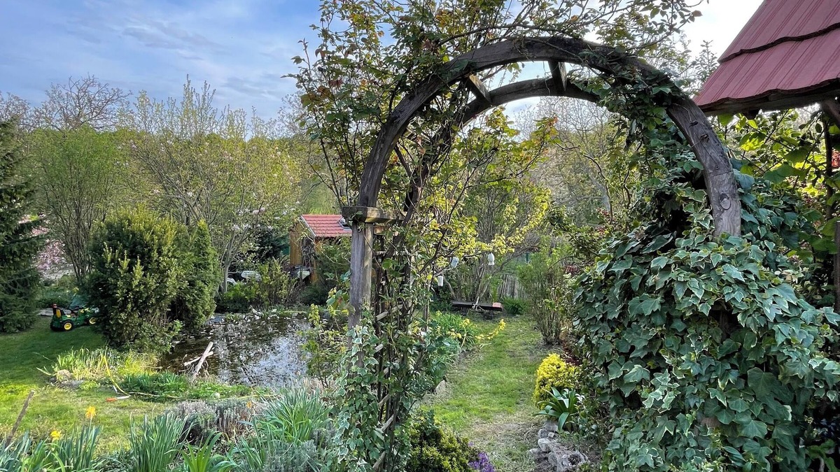 Lokut House | Vacation home with garden paradise.Family & nature-oriented living.Dogs welcome!