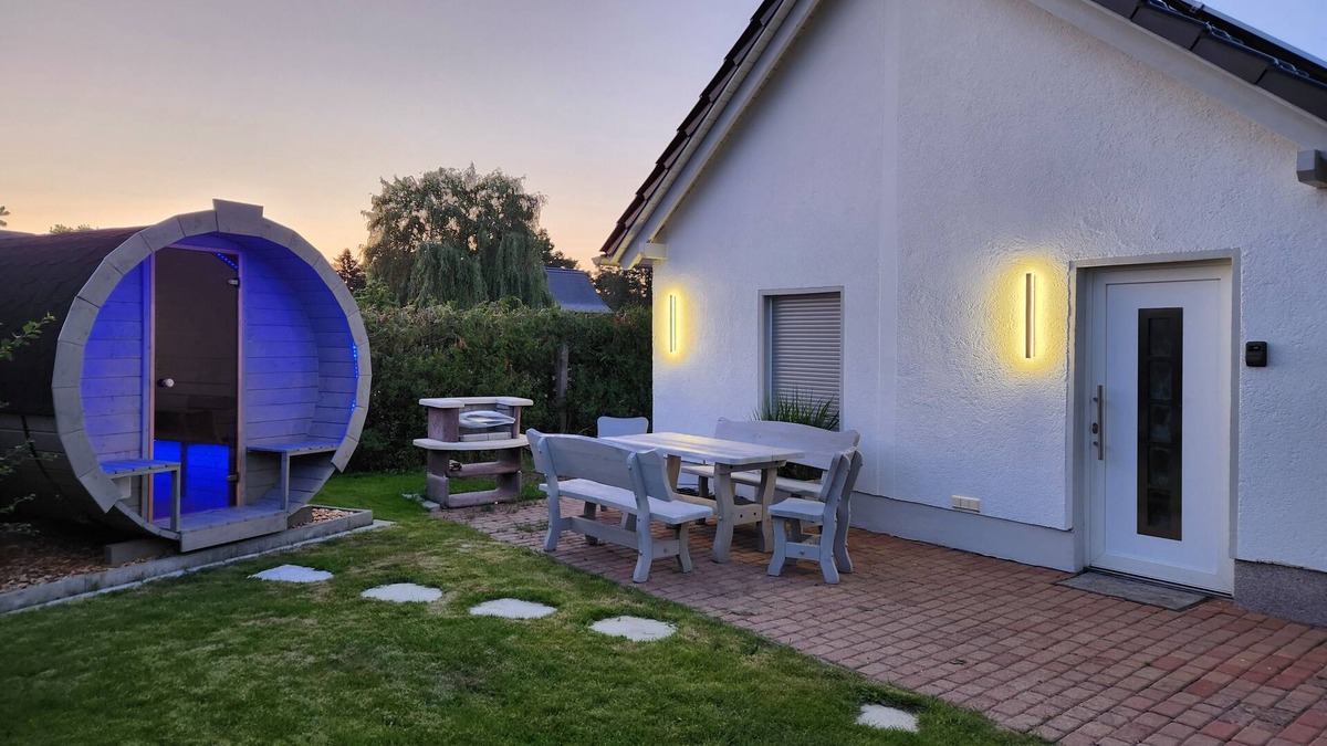 Grambin House | Vacation home with sauna fenced, great for vacation with dog near the beach.