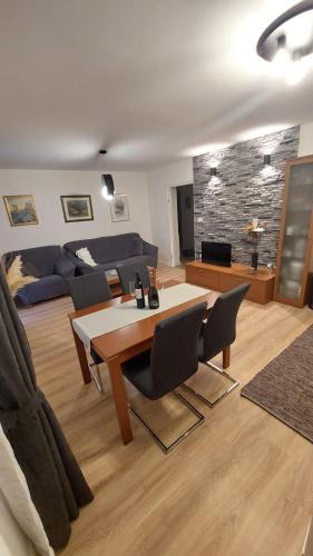 Lovrec Apartment | Vacation House Ani