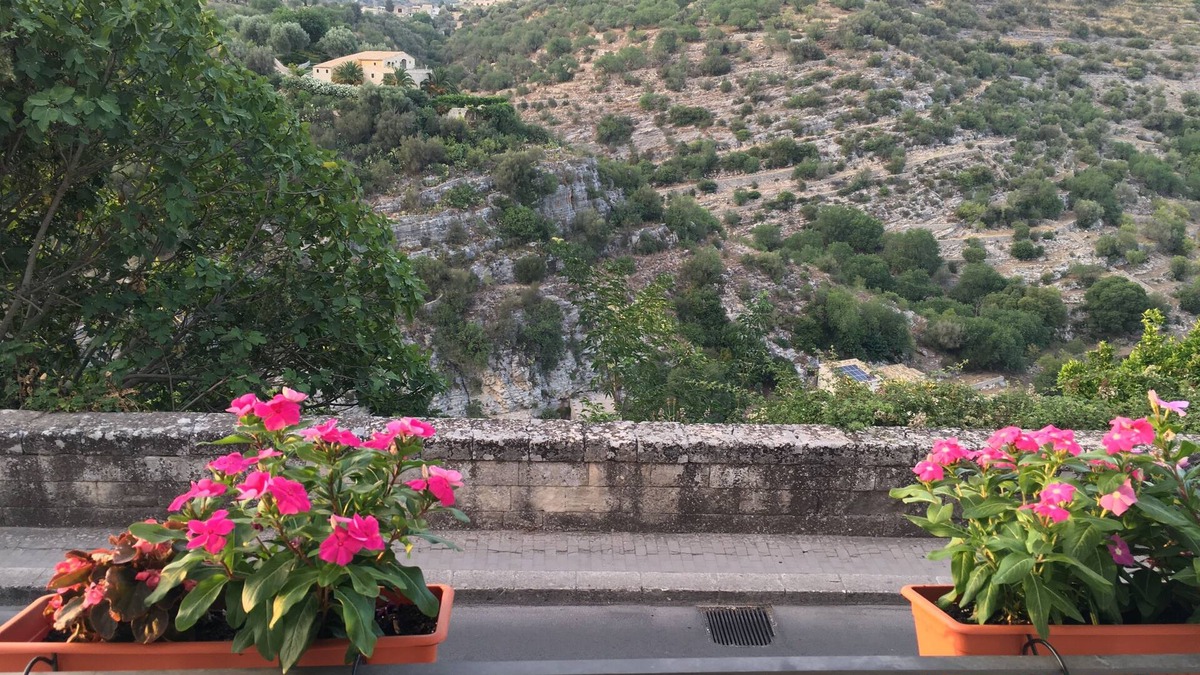 Ragusa House | Vacation House Antico Mercato Casa Alby Ragusa Ibla