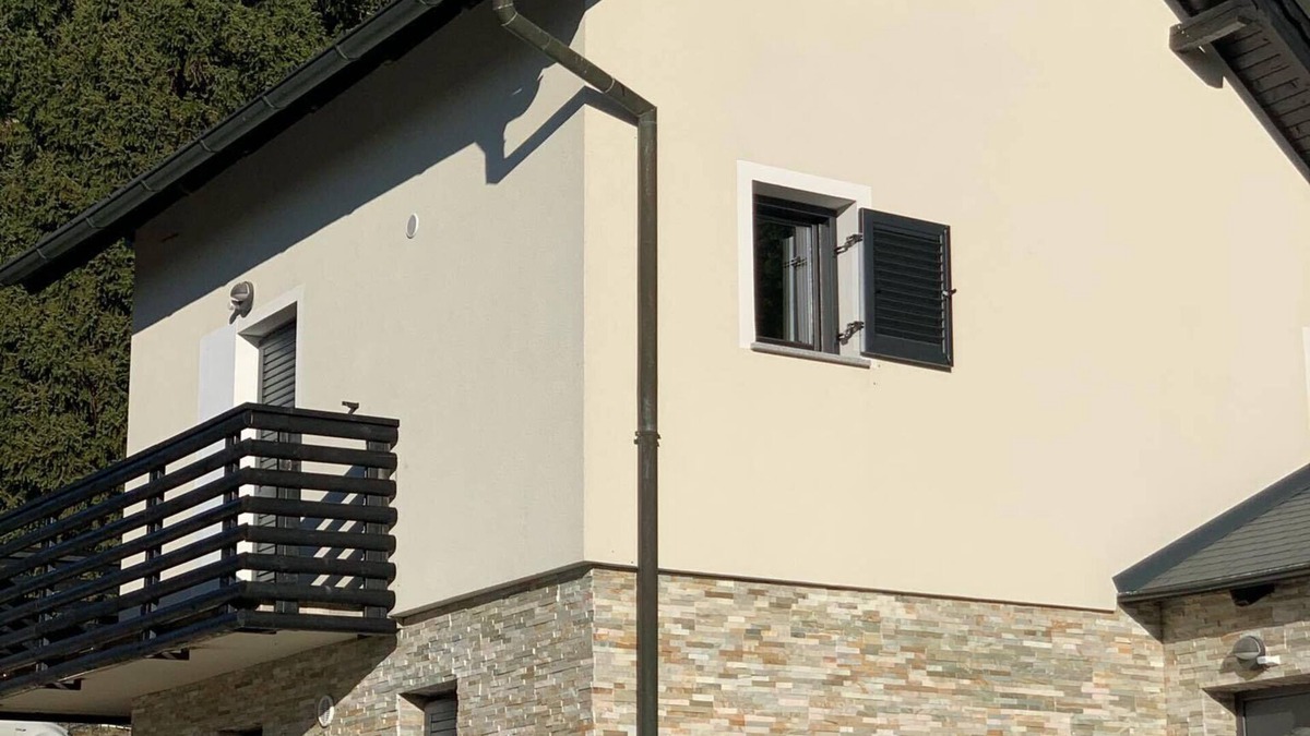 Zrece House | Vacation house for 8-10 persons, with hot tub and jacuzzi.