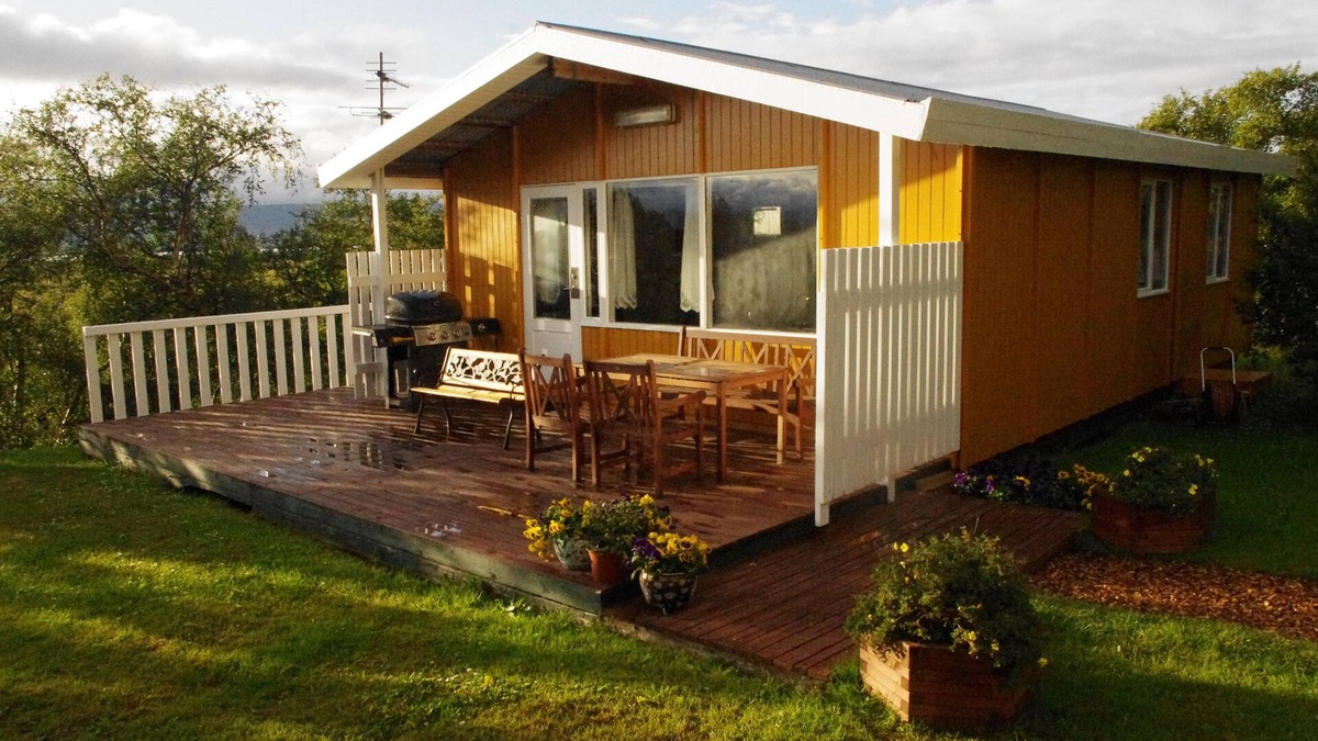 Vallanes House | Vacation House In The Birch Woods
