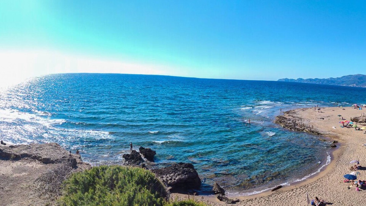 Pau Apartment | Vacation House Sisina - 10 min from the sea
