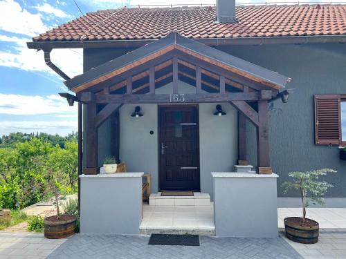 Breznik Plesivicki House | Vacation house SMEKI