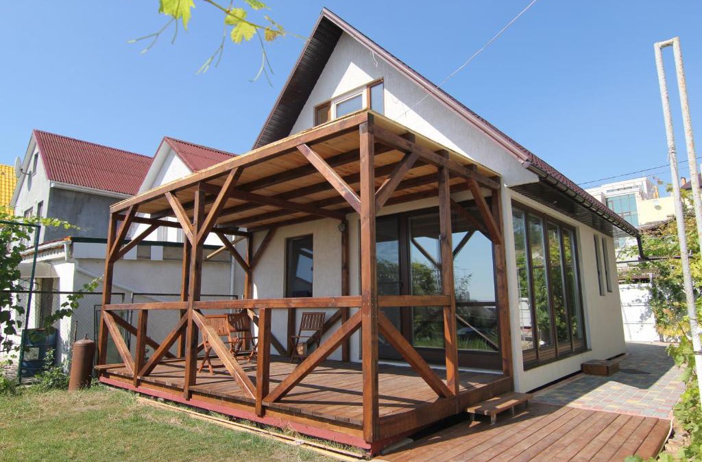 Molodizhne House | Vacation house
