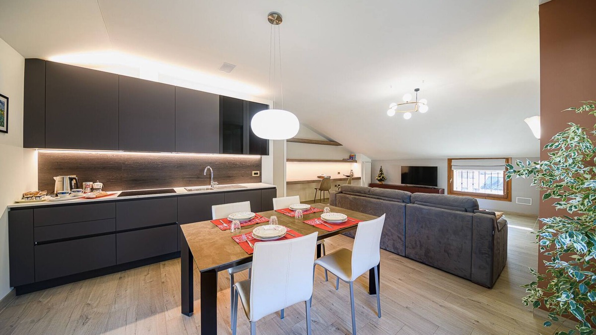 Lovero Apartment | Vacation house with all comforts, 10 minutes from Tirano - Red Train.