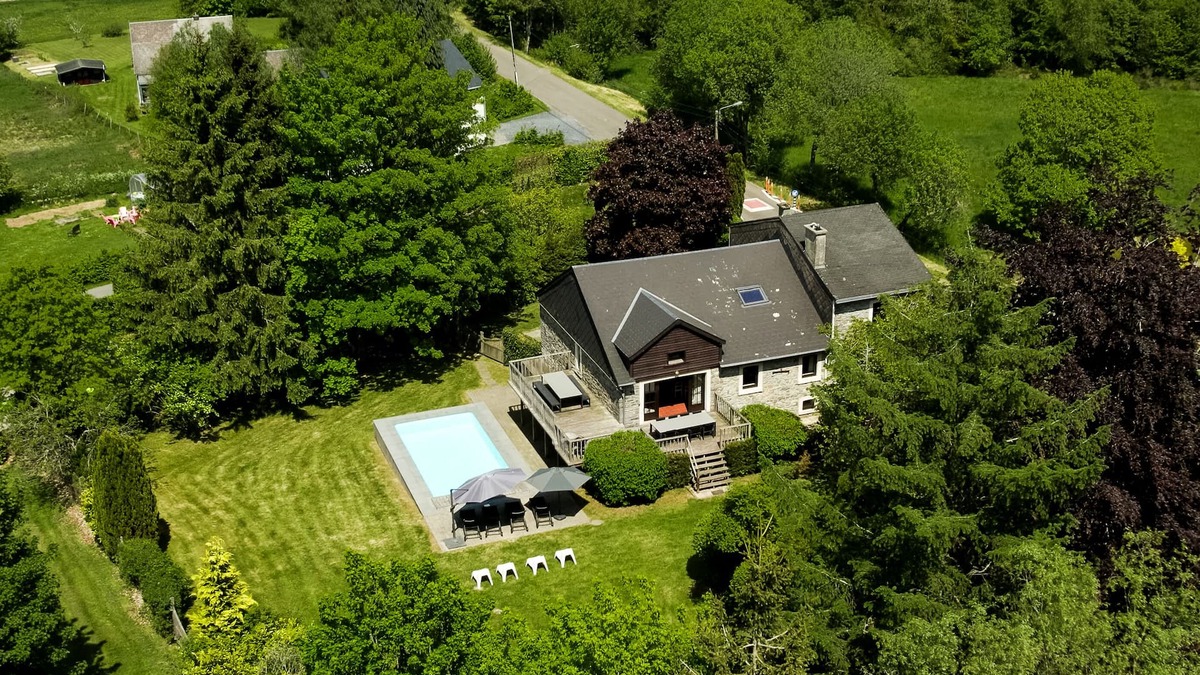 Gouvy House | Vacation house with pool for 15 people