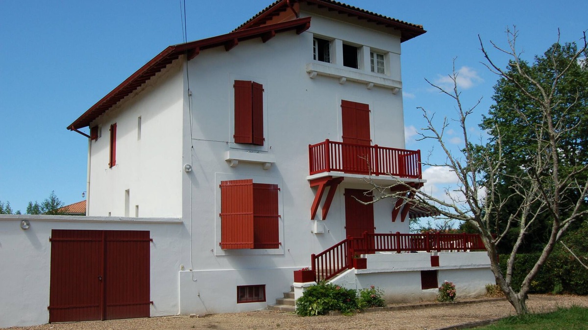 Ustaritz House | VACATION IN FAMILY OR BETWEEN FRIENDS IN THE BASQUE COUNTRY