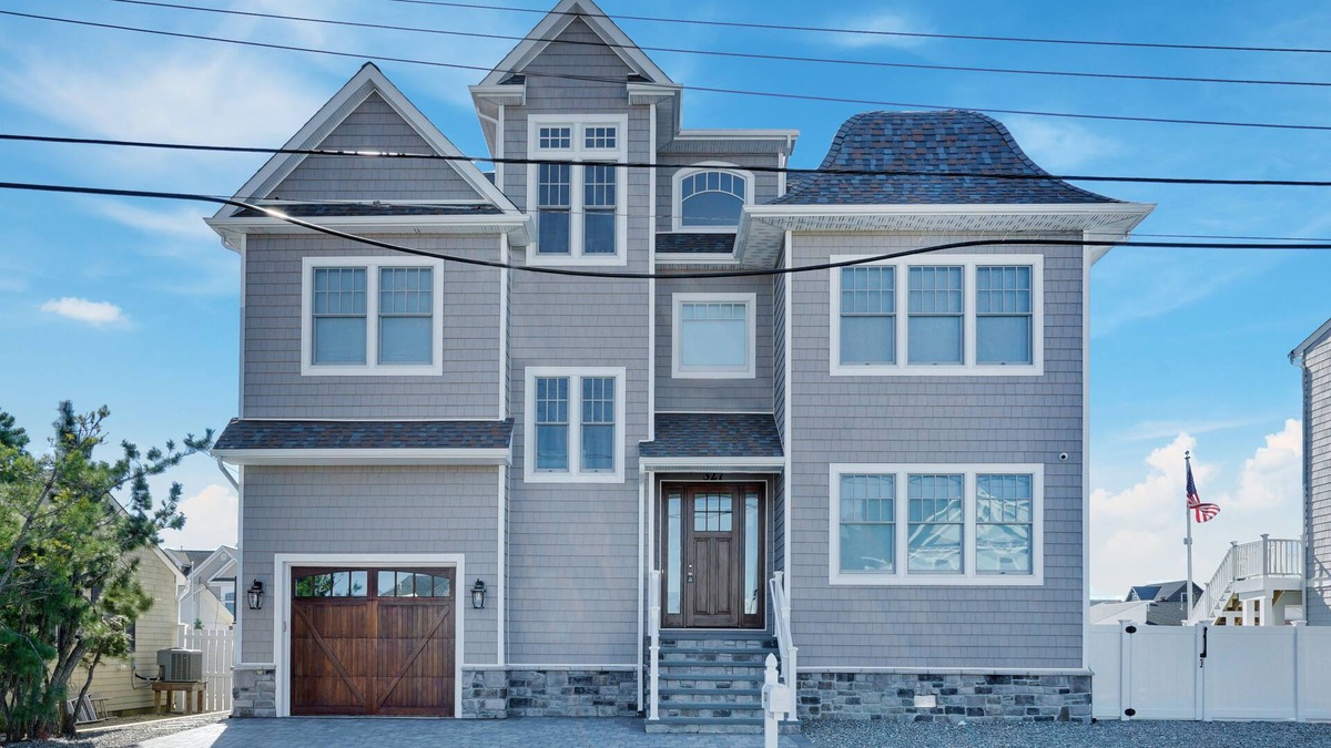 Mantoloking House | Vacation in Style! Brand New 5BR/6BA Waterfront With Pool - Beautiful Sunsets!