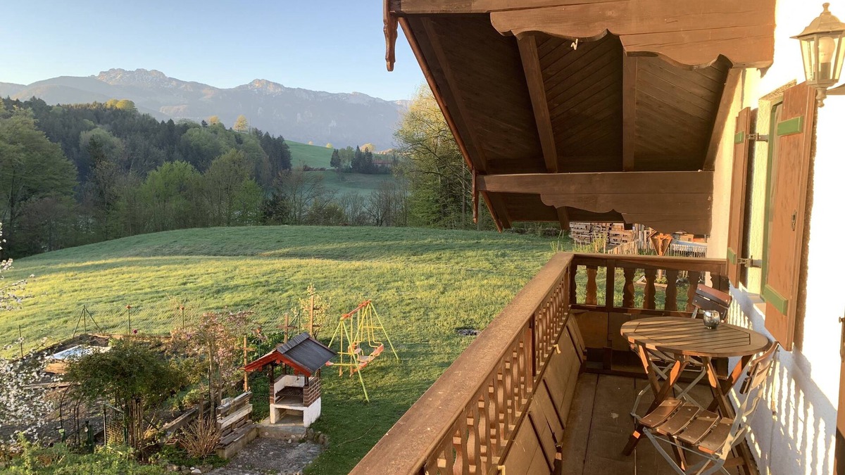 Frasdorf Apartment | Vacation in the countryside with mountain views and close to the Chiemsee