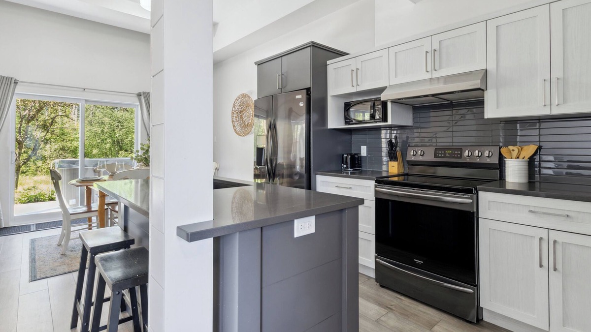 Collingwood House | Vacation Inn Townhomes