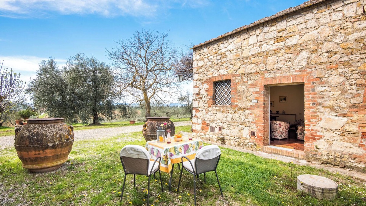 Ponte di Gabbiano House | Vacation Home "Limonaia" with Shared Pool, Shared Garden & Wi-Fi