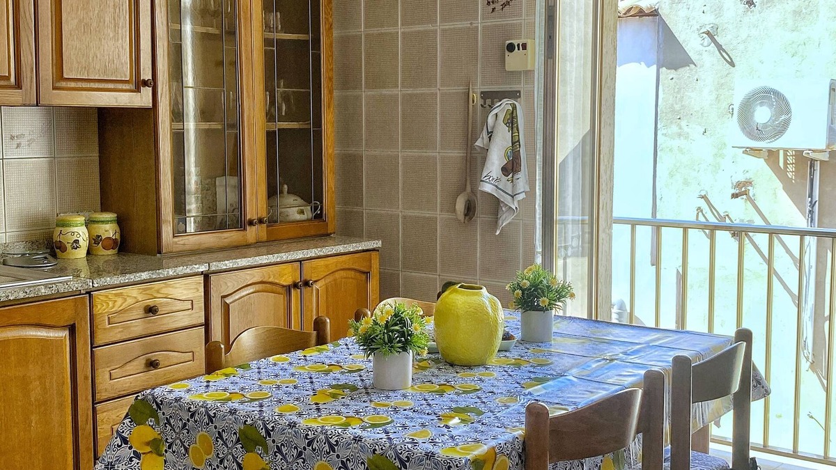 Santa Croce Camerina Apartment | Vacation home 3 rooms - WiFi, air conditioning, full kitchen near the sea