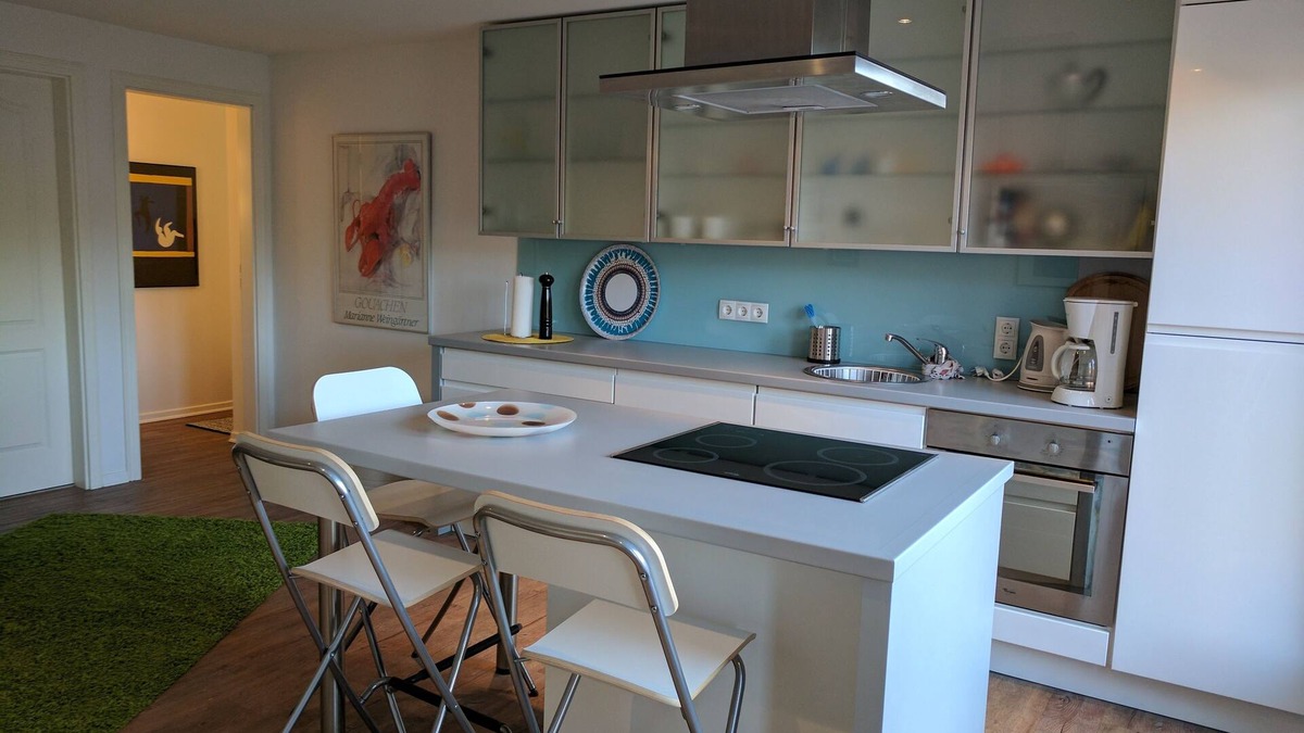 Sprenge Apartment | Vacation near the beach on a converted courtyard