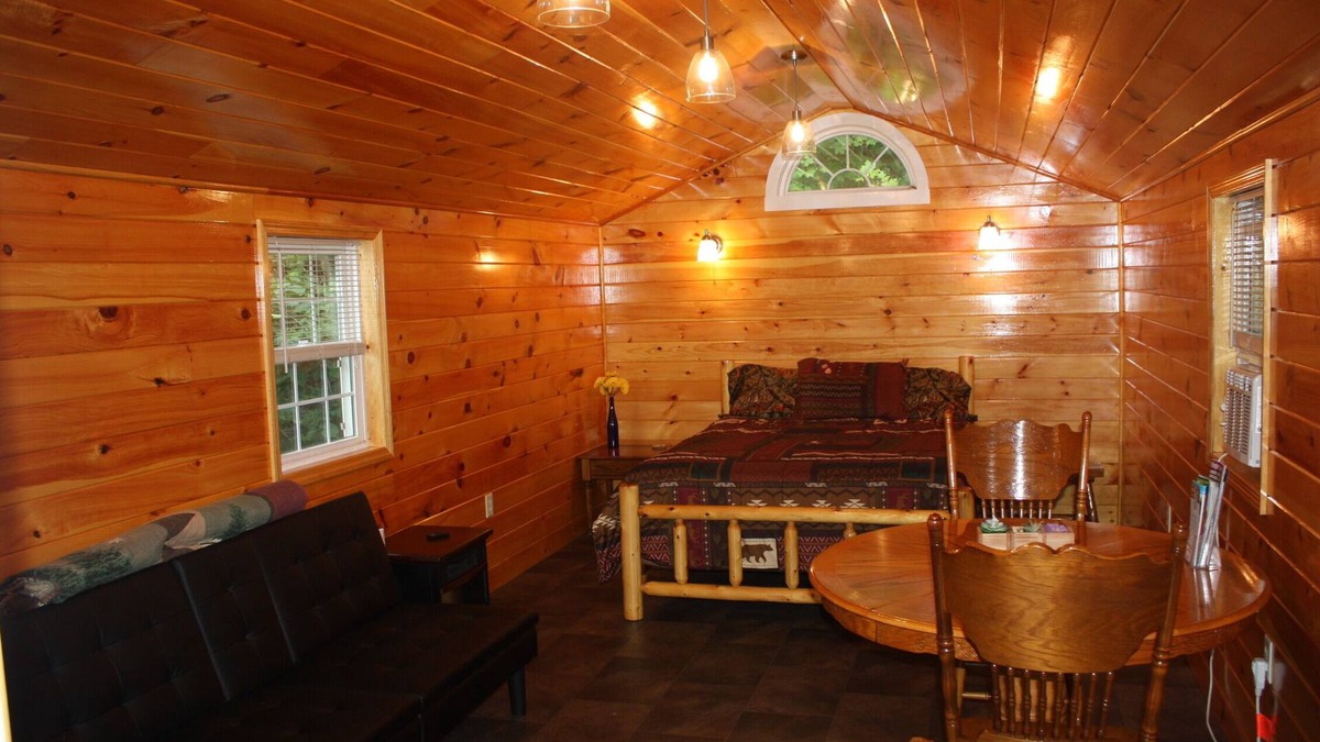 Penn Yan Cabin | Vacation Rental Cabin, Keuka Lake Outlet-Trail, Wine Trail. Brand New in 2016