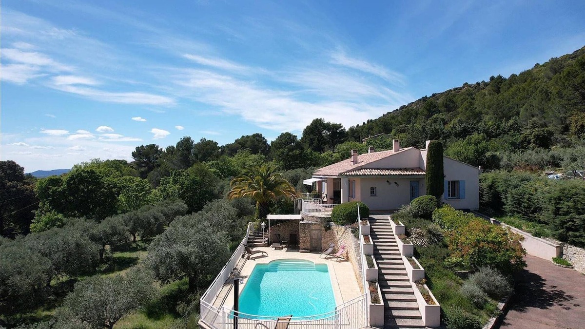 Merindol Villa | Vacation rental house with pool MERINDOL LS2-153