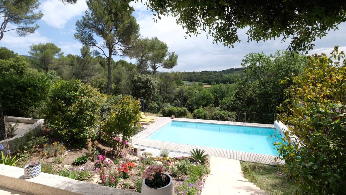 Puget Villa | Vacation rental house with pool PUGET LS2-405