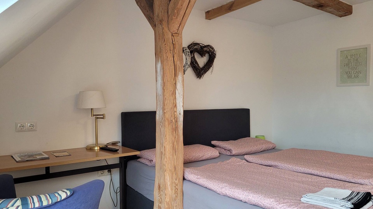 Krummenhagen Apartment | Vacation room 2 - RUMPELSTILZ baking and brewing barn