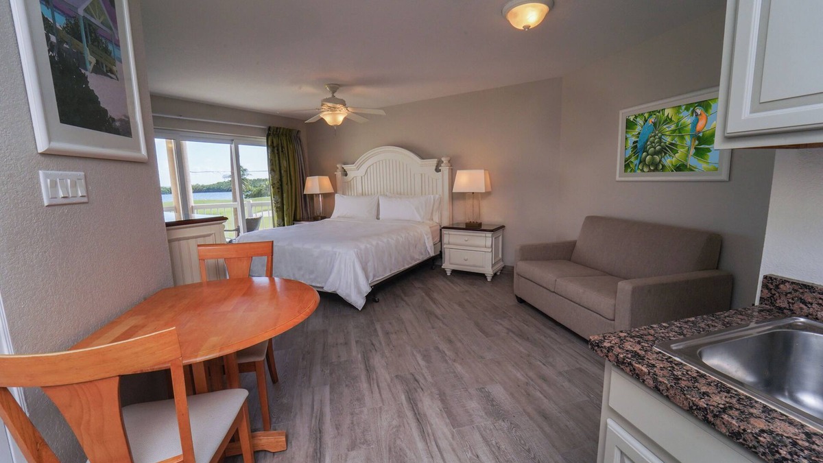 Crystal Harbour Resort | Vacation Starts Here! Pet-friendly Room, Pool