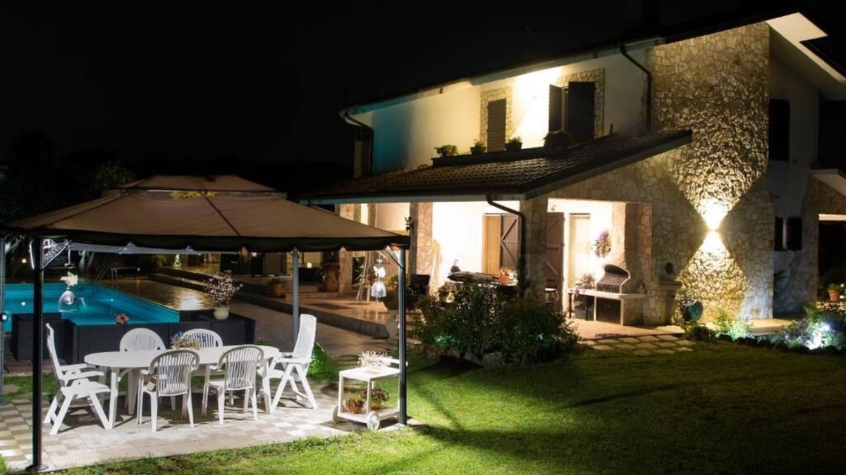 Bassano in Teverina Ski Chalet | Vacation Villa Valentina - Lovers' cottage