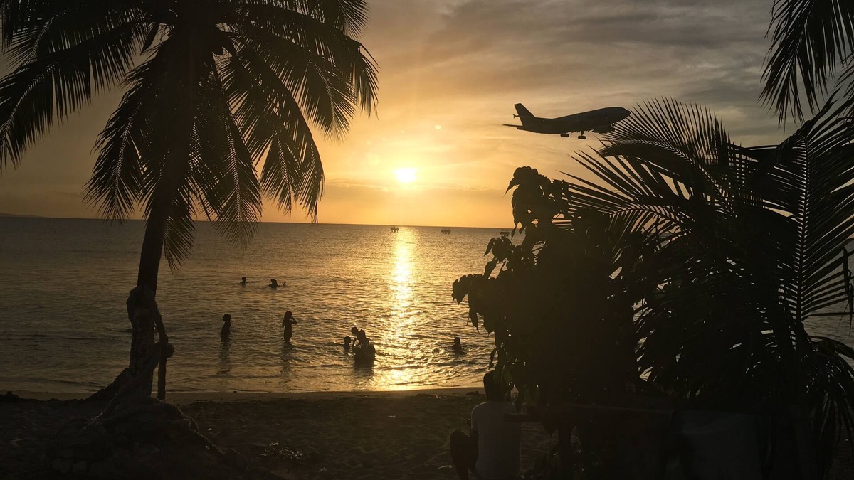 Mango Walk House | VACATION VILLA WITH POOL, GATED COMMUNITY (GREAT RATES)