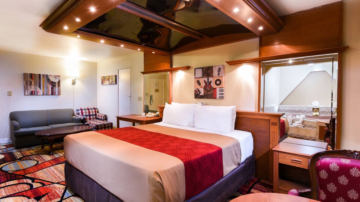 Alamitos Beach Hotel | Vagabond Inn Long Beach
