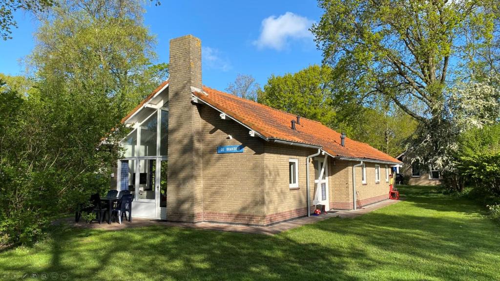 Breezand House | Vakantiehuis De Branding, slechts 2 minuten van Strand en Zee!