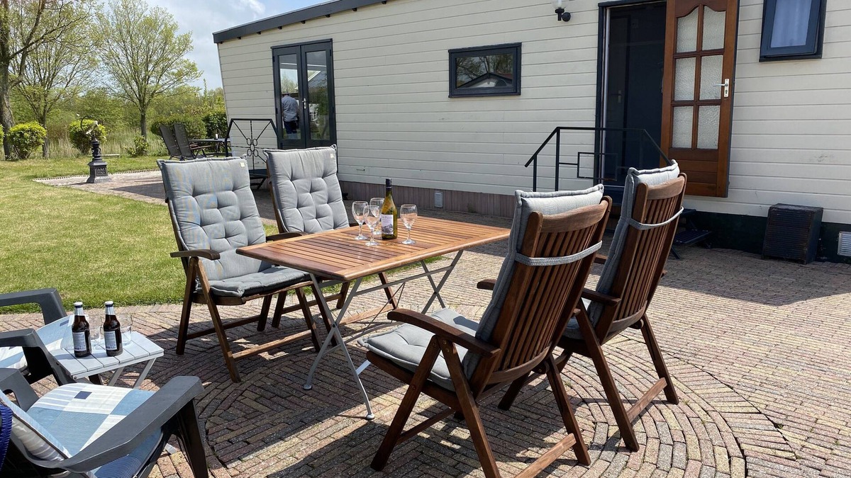 Makkum Ski Chalet | Vakantiehuisje Makkum NL