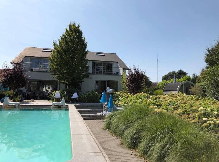 Paal Villa | Vakantievilla met zwembad, wellness en glamping in Paal/Beringen