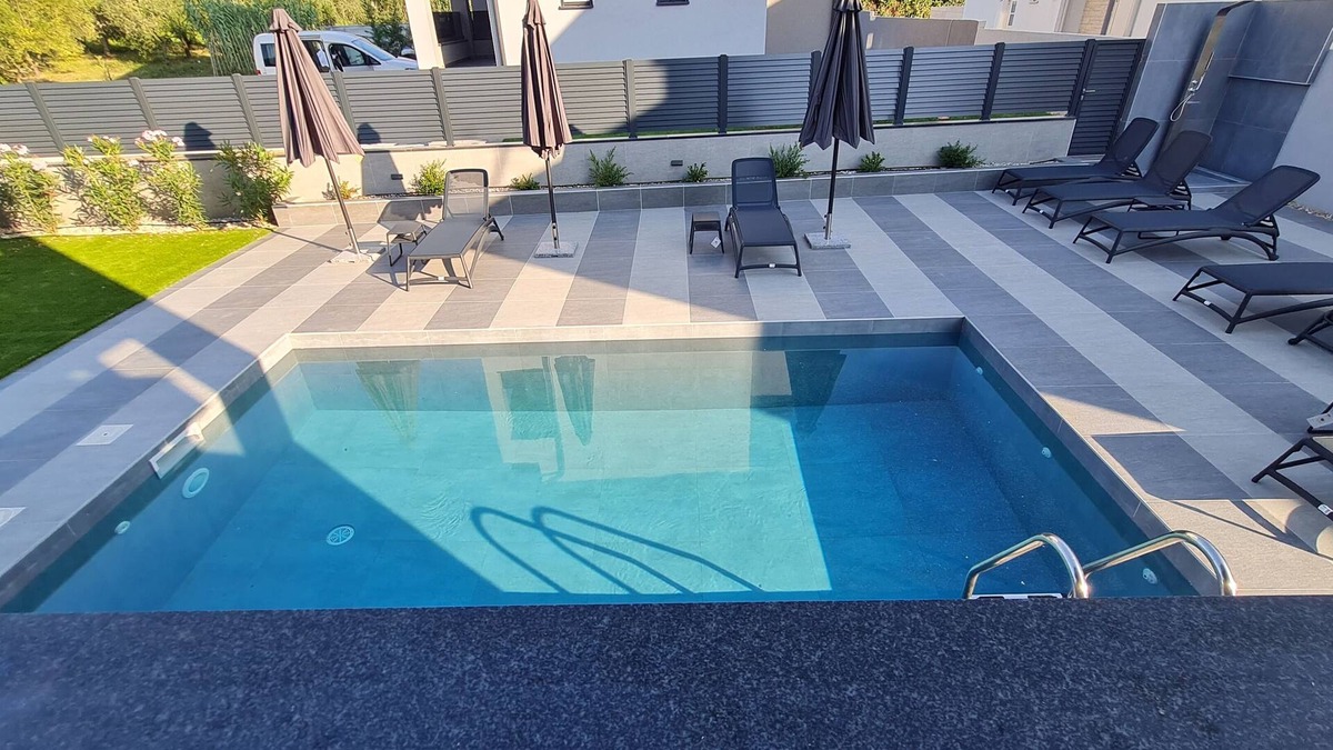 Funtana Villa | VAL 22,villa 200 m from beach ,with pool , fitness,