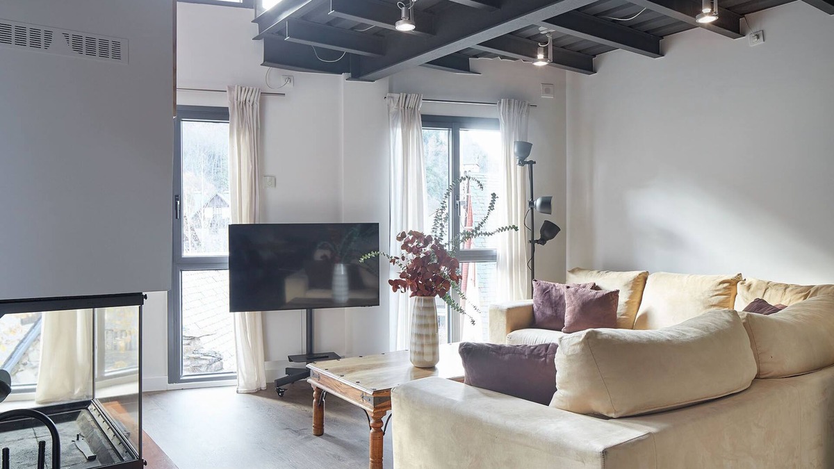 Arties Apartment | Val Arties 2 by FeelFree Rentals