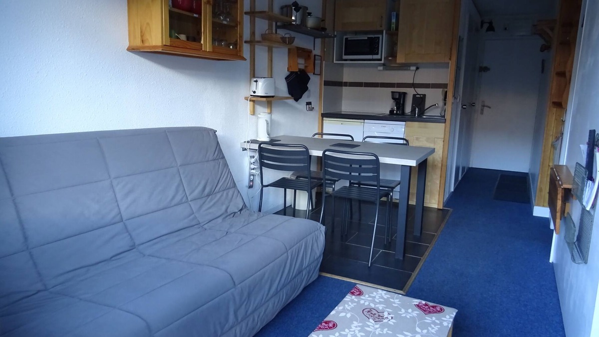 Val-Thorens Apartment | VAL THORENS 2* 26m², FUNCTIONAL, SOUTH, 2 BEDROOMS + THE LIVING ROOM, comfortable
