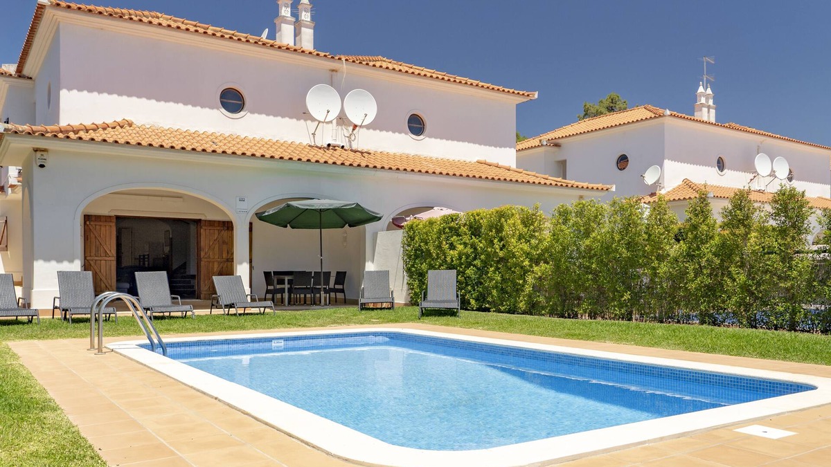 Vale do Lobo Villa | Vale do Lobo: Villa private heated Pool, WiFi, SKY TV &AC in tranquil cul-de-sac