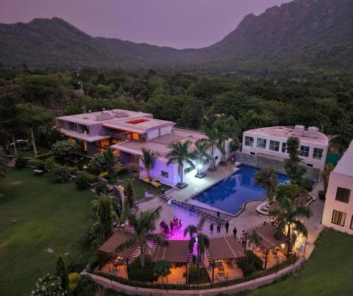 Wasda Resort | Valencia Club Abu - Resort In Abu