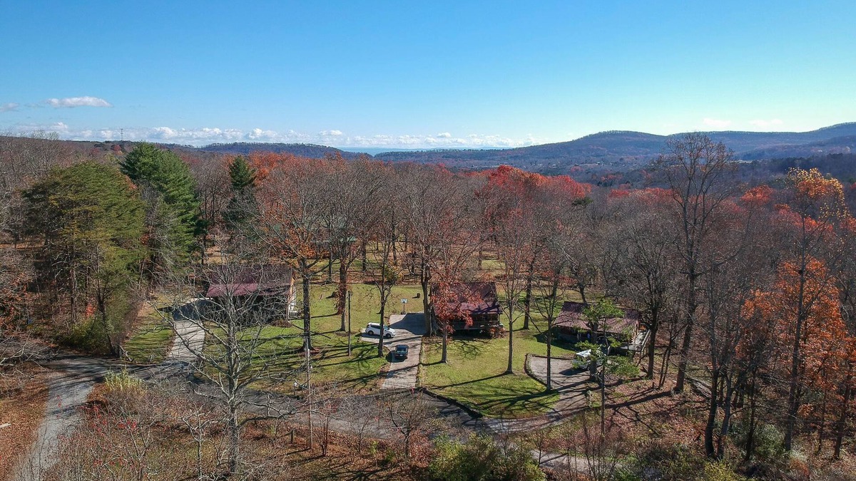 Lookout Mountain House | Valentine Drive Cabin 2
