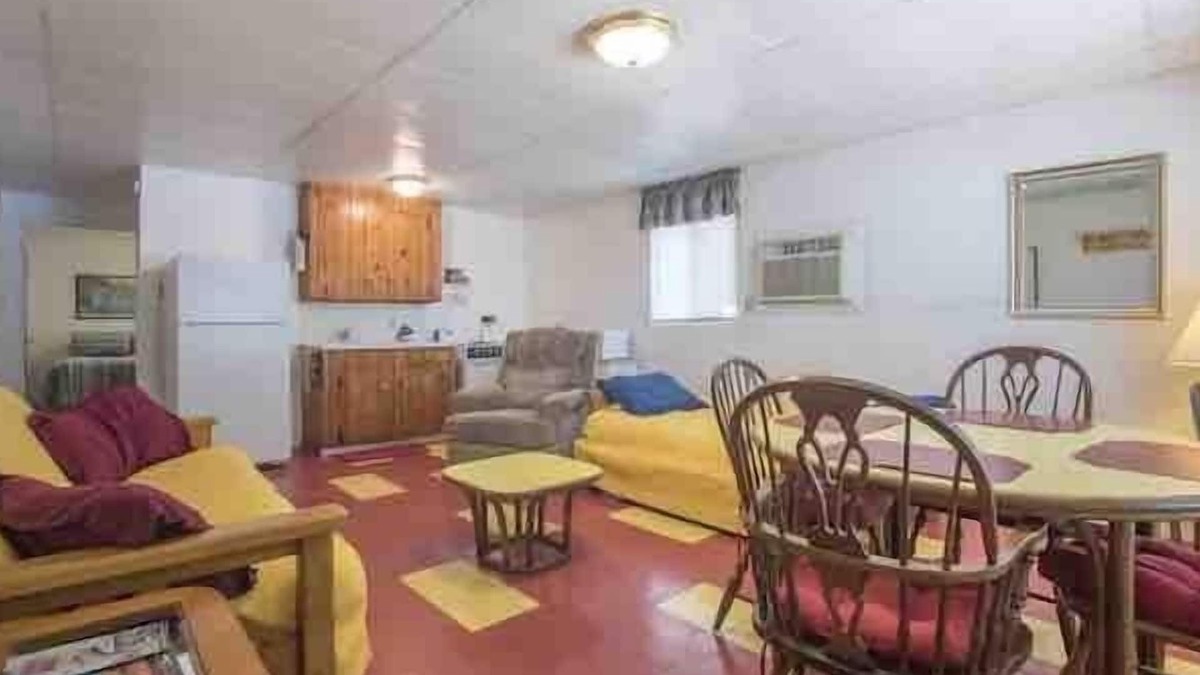 Kingsland House | Valentine Lakeside - Lakeside 12