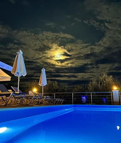 Ano Vasilikos Apartment | Valentino Villas & Apartments