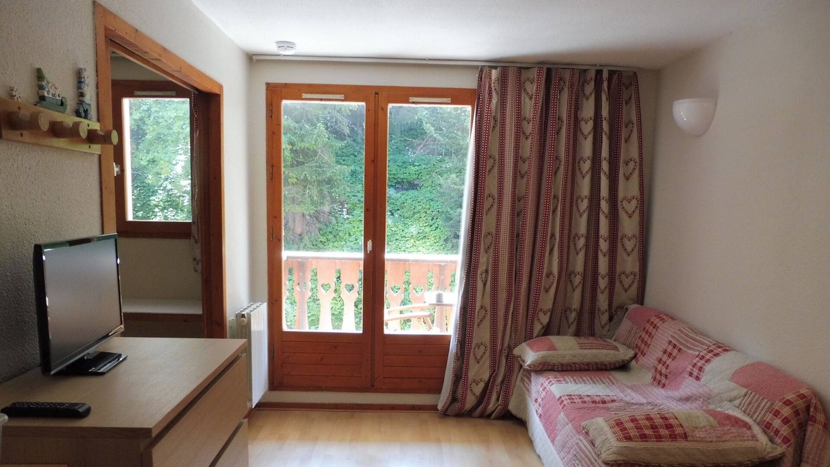 Valfrejus Apartment | VALFREJUS Comfortable apartment for 4 people in the resort center