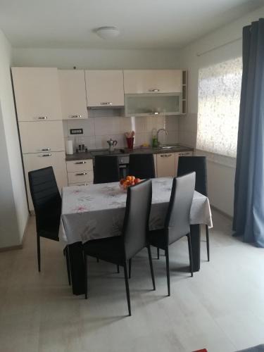 Porec Apartment | Valki