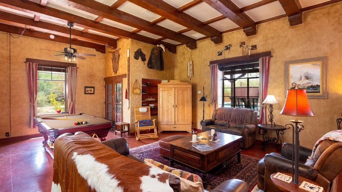 Tubac House | Valle Verde Ranch - for travelers, birders, artists, history lovers and friends.