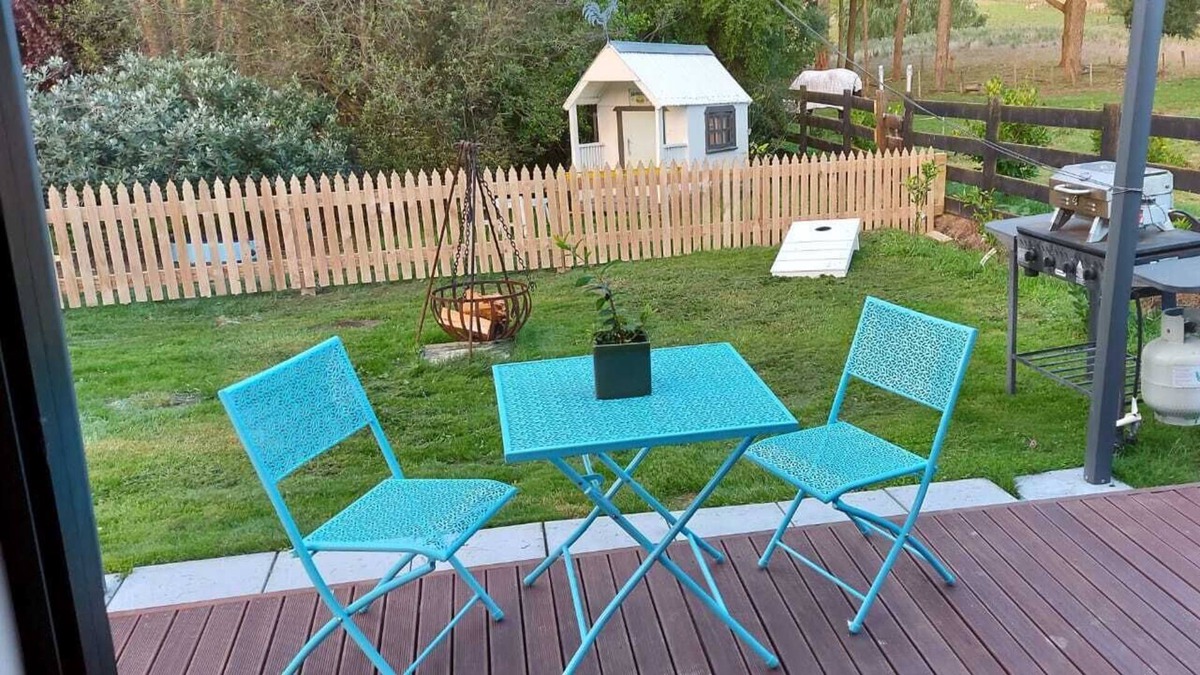 Waipawa Cottage | Valley Cottage - Modern Cottage in a peaceful rural setting - close to town