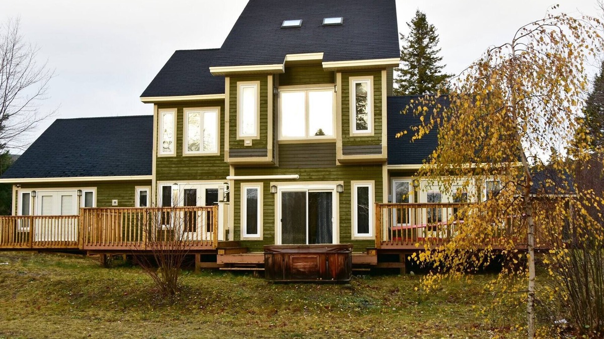 Steady Brook House | Valley Manor - Humber Valley Resort, Perfect home for a West Coast get away