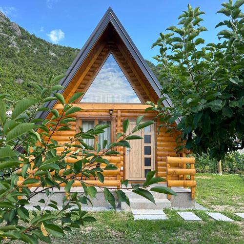 Virpazar Ski Chalet | Valley Nest