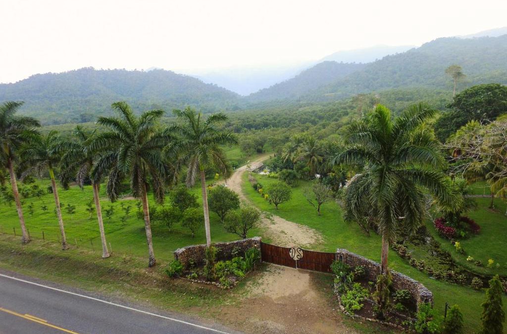 Good Living Camp Villa | Valley Stream Private Eden